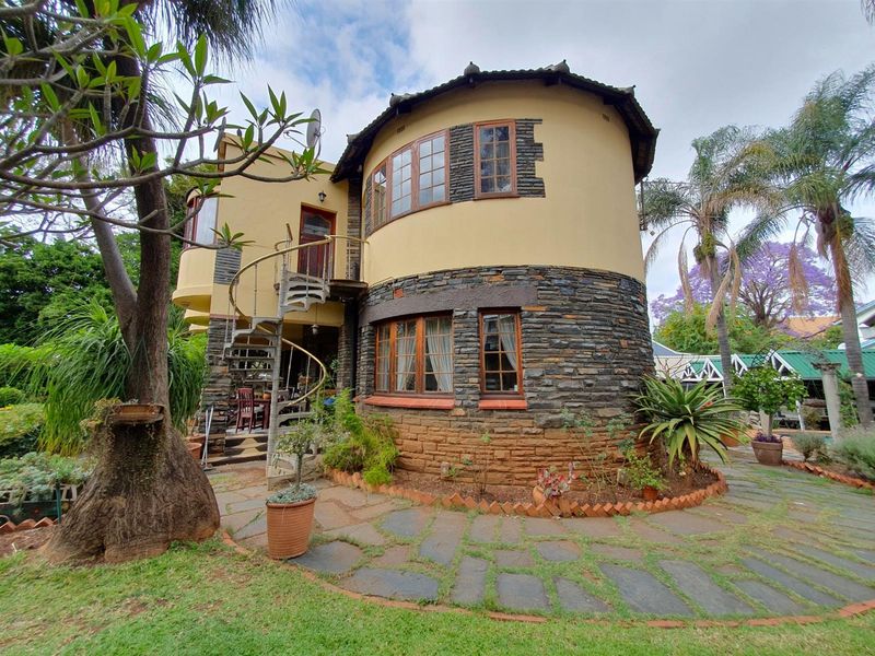 Grande Dame Ellensgate For Sale in Arcadia - Oozing Pizazz And Steeped in History - Photo 3