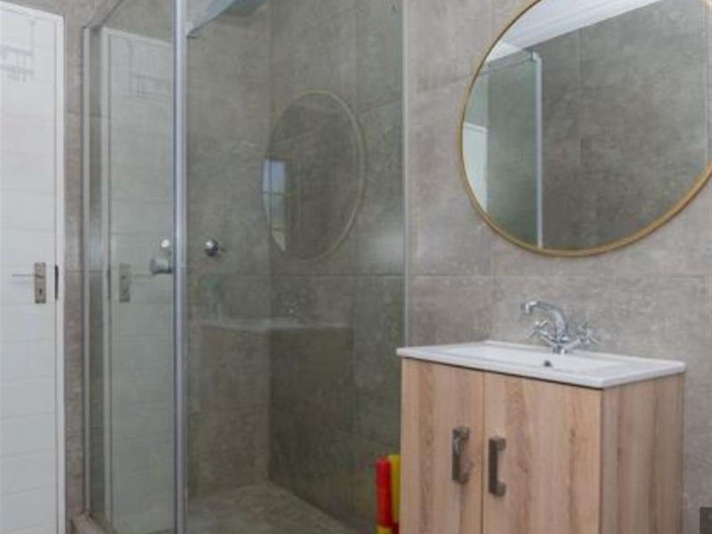 Townhouse For Sale in Brentwood Park, Benoni - Photo 3