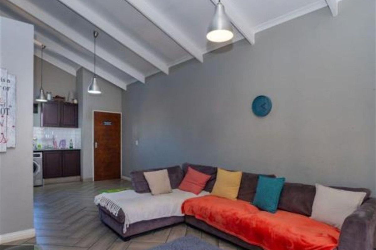 Townhouse For Sale in Brentwood Park, Benoni - Photo 5