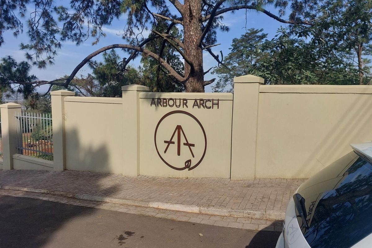 2 bed,2 bath loft apartment For Sale in Athlone, Pietermaritzburg, KwaZulu Natal - Photo 5