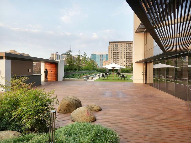 Exclusive Office Space With Sky Deck - Photo 4