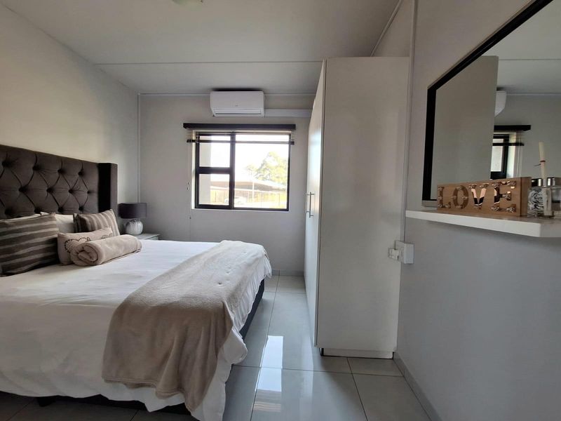 Ground Floor Corner Apartment For Sale - Ballito Groves - Photo 10