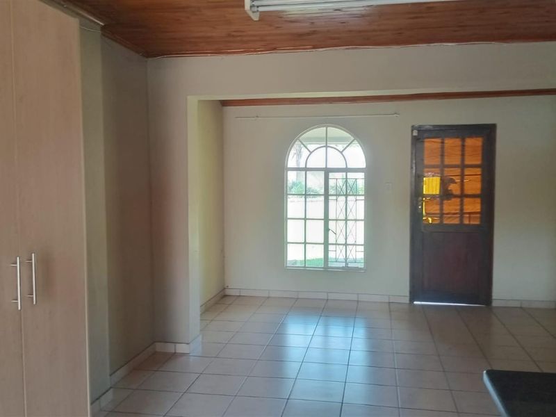 Apartment To Rent in Newcastle Central, Newcastle, KwaZulu Natal - Photo 4