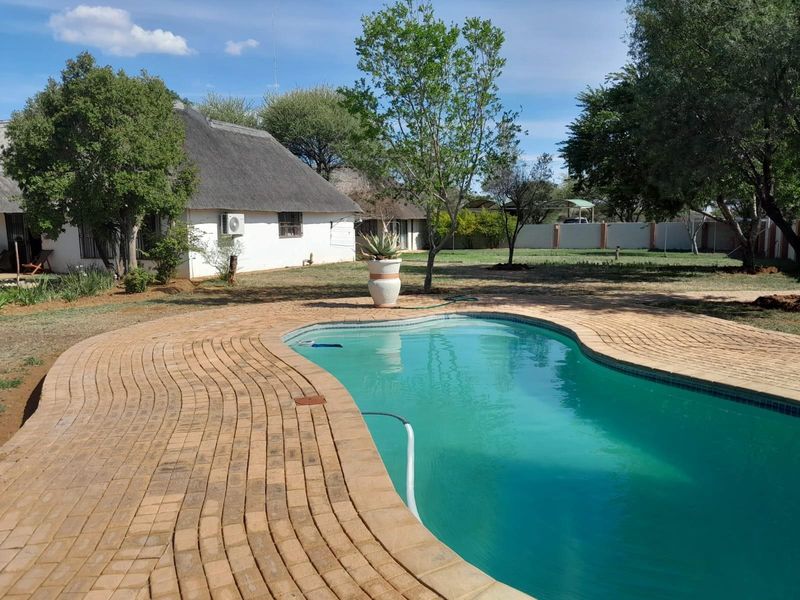 Charming 6-hectare smallholding with multiple houses and income for sale, Bela Bela - Photo 3