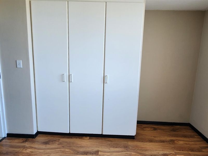 Apartment For Sale in Durban North, KwaZulu Natal - Photo 6