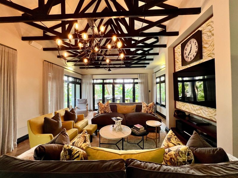 Elegant Golf Course View Luxury Home in Zimbali Estate - Photo 5