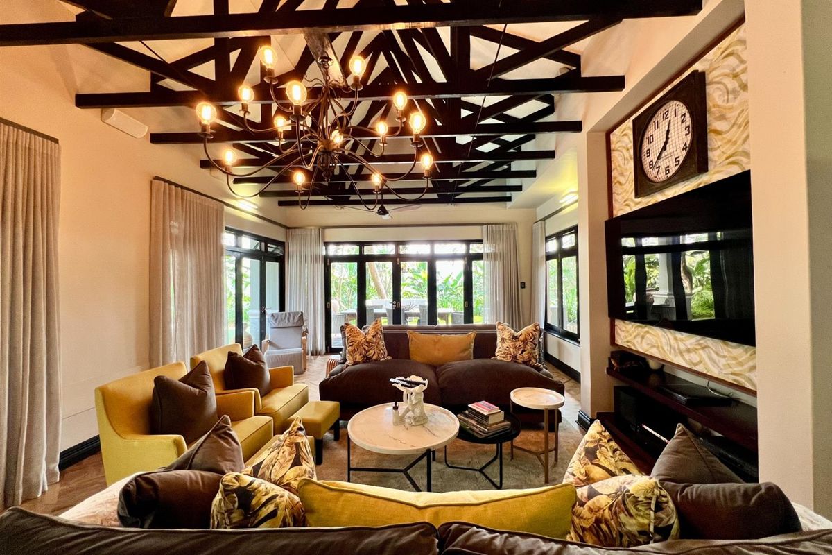 Elegant Golf Course View Luxury Home in Zimbali Estate - Photo 5