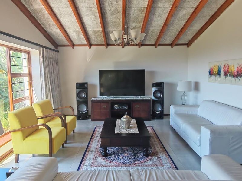 5 bedroom House with flat For Sale in Ramsgate, KwaZulu Natal - Photo 8