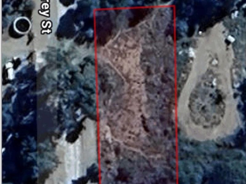 An aerial view showing the boundaries of the vacant residential land plot located near Grey Street.