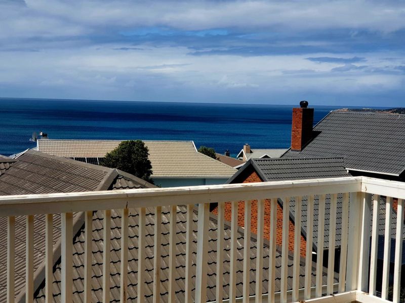 Where Charm, Comfort and Coastal Living Meet - Photo 3