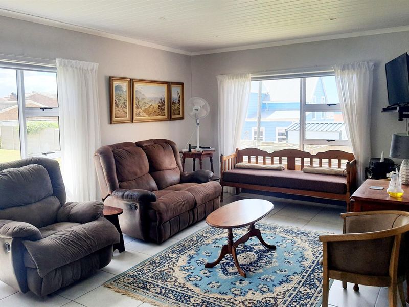 Where Charm, Comfort and Coastal Living Meet - Photo 10