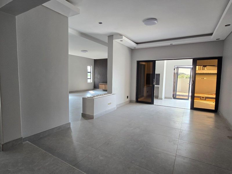 House For Sale in Six Fountains Pretoria Gauteng - Photo 5