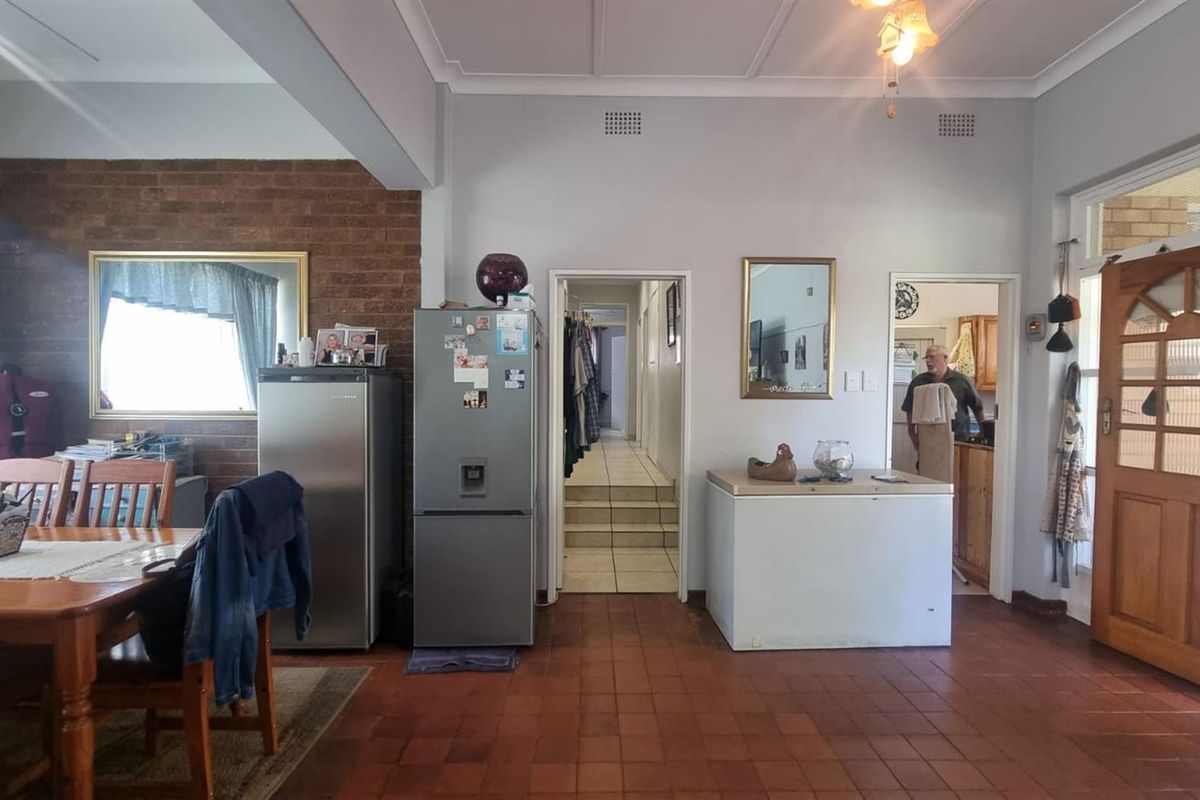 House For Sale in Nelspruit Ext 4 Nelspruit Mpumalanga - Photo 5