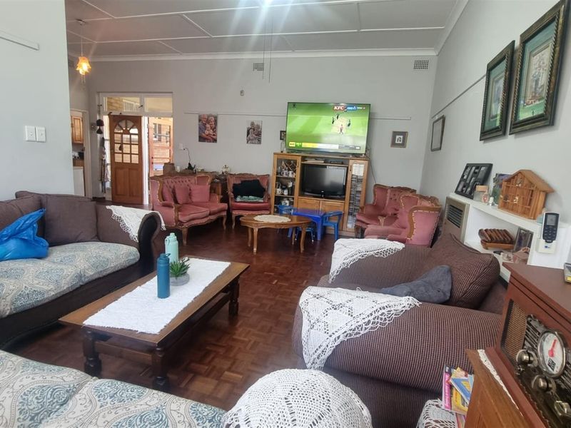 House For Sale in Nelspruit Ext 4 Nelspruit Mpumalanga - Photo 8