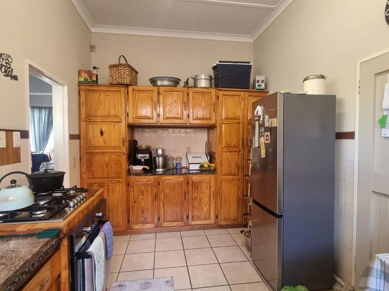 House For Sale in Nelspruit Ext 4 Nelspruit Mpumalanga - Photo 2