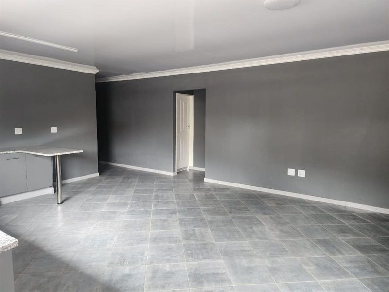 One Bedroom Apartment To Rent in Rustenburg, North West - Photo 5