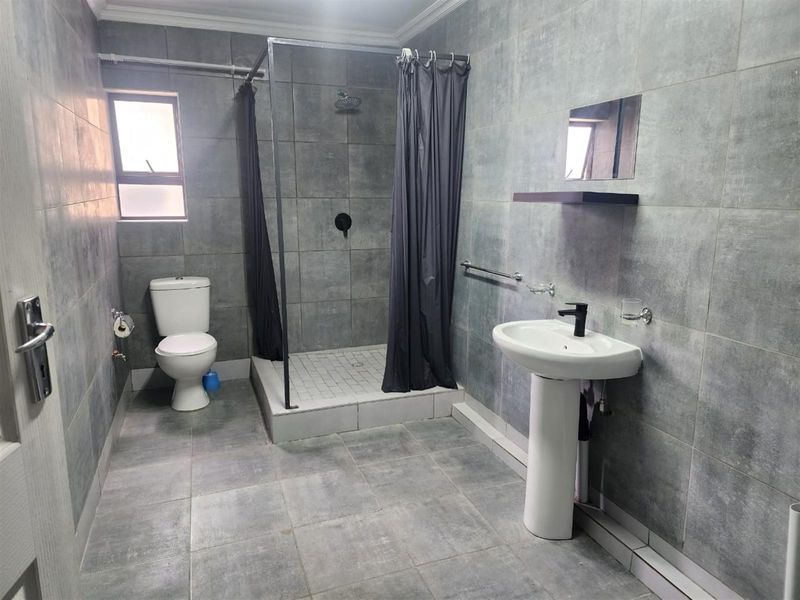One Bedroom Apartment To Rent in Rustenburg, North West - Photo 8