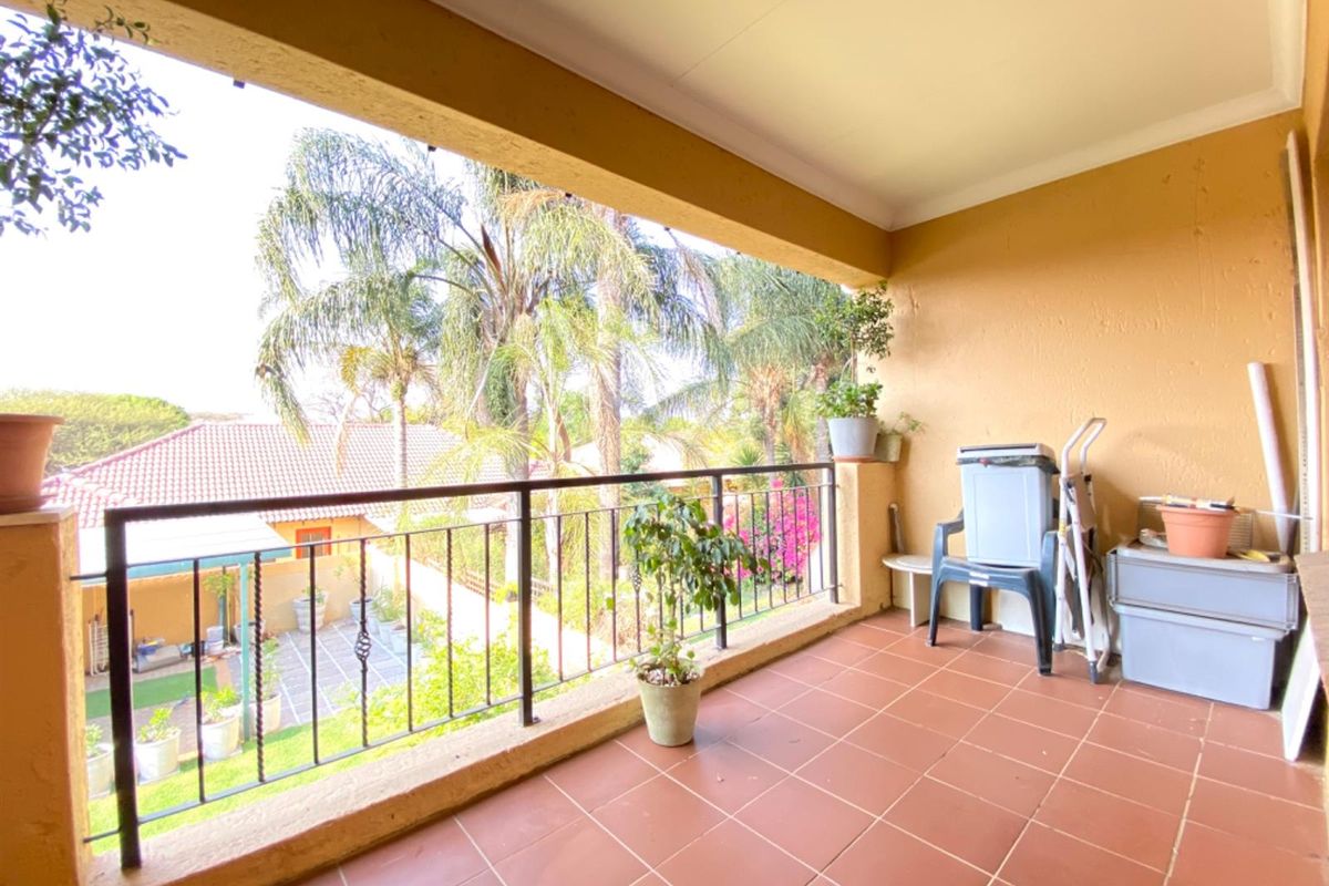 Apartment For Sale in Pineslopes, Sandton Gauteng - Photo 5
