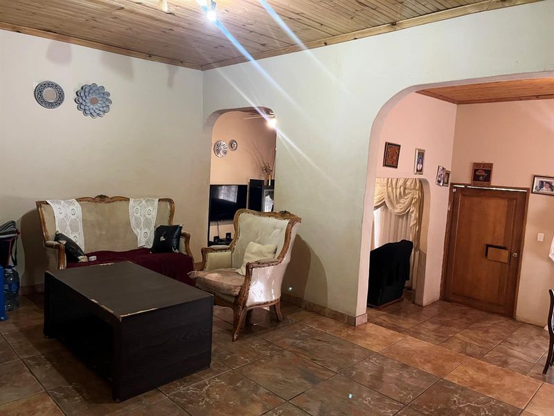 House for sale in Empangeni Central, Empangeni, KwaZulu Natal - Photo 8