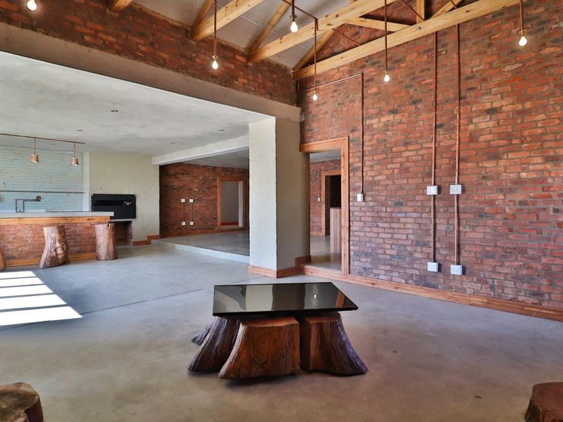 Rustic Elegance Meets Contemporary Refinement in Copperleaf Golf and Country Estate - Photo 8