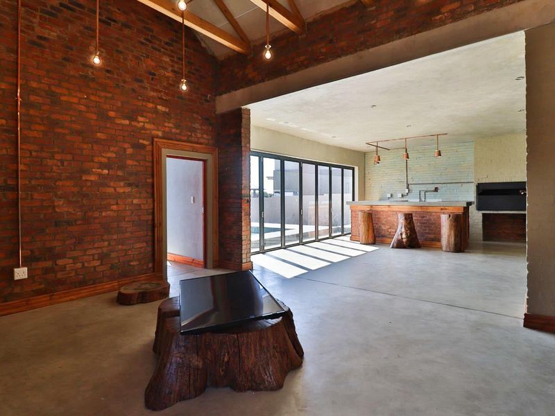 Rustic Elegance Meets Contemporary Refinement in Copperleaf Golf and Country Estate - Photo 4