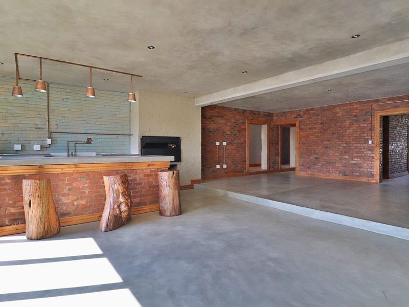 Rustic Elegance Meets Contemporary Refinement in Copperleaf Golf and Country Estate - Photo 9