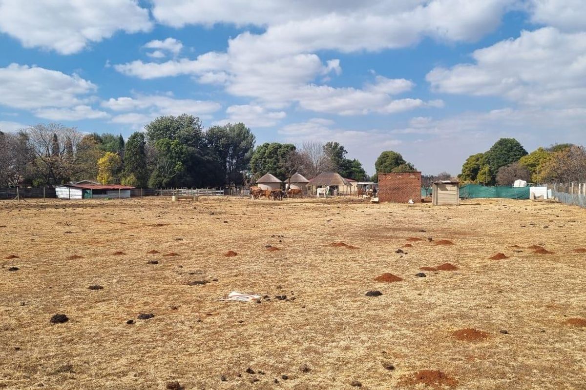 A strategic acquisition for developers: Approved Res. 3 land for 60 Units. - Photo 2