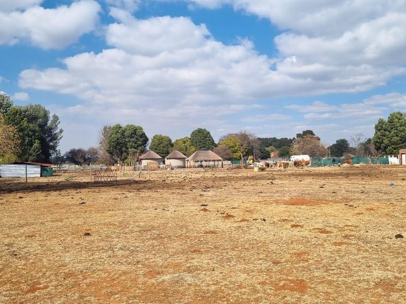 A strategic acquisition for developers: Approved Res. 3 land for 60 Units. - Photo 4