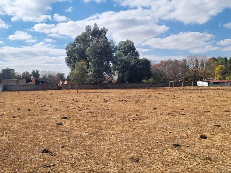 A strategic acquisition for developers: Approved Res. 3 land for 60 Units. - Photo 3