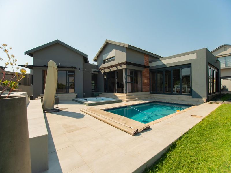 Serene Cul-de-Sac Living in Copperleaf Golf and Country Estate - Photo 2