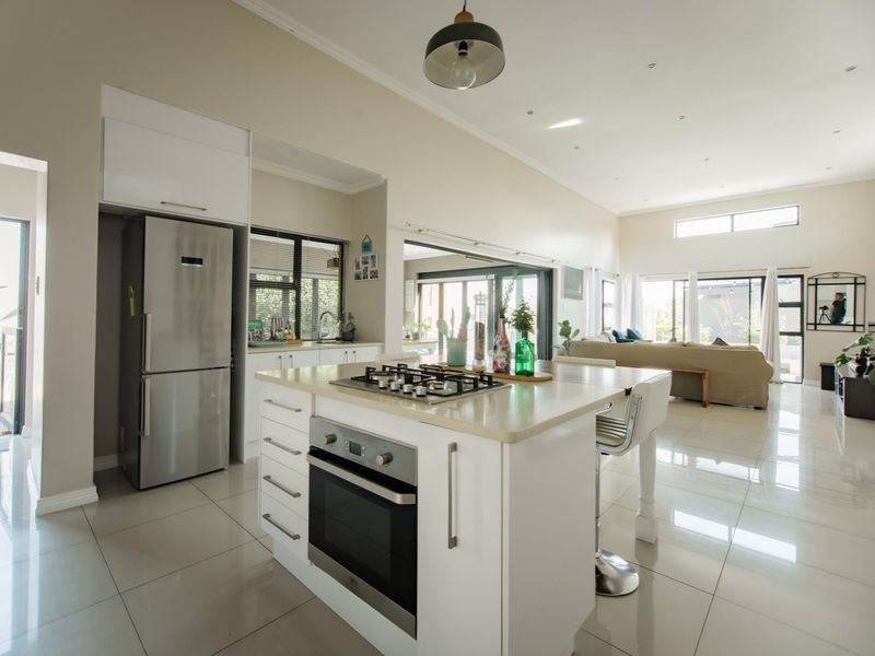 Serene Cul-de-Sac Living in Copperleaf Golf and Country Estate - Photo 6