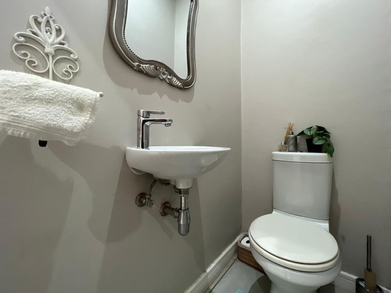 Townhouse For Sale in Equestria Pretoria Gauteng - Photo 6