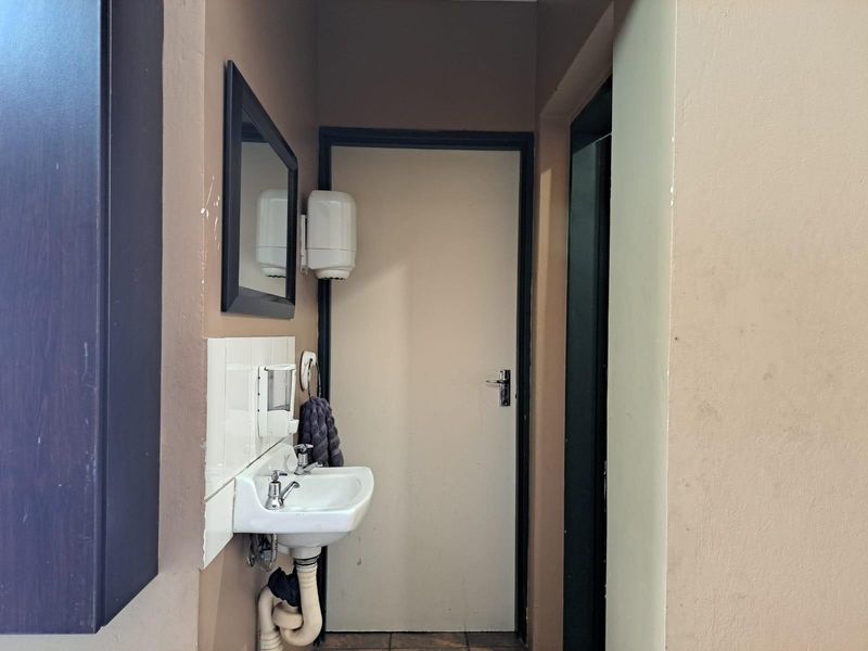 Business For Sale in Krugersdorp Central, Krugersdorp - Photo 10