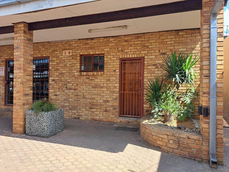 Business For Sale in Krugersdorp Central, Krugersdorp - Photo 6