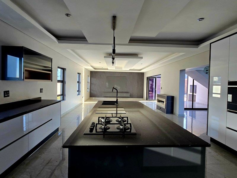 House For Sale in Six Fountains Residential Estate Six Fountains Pretoria Gauteng - Photo 3