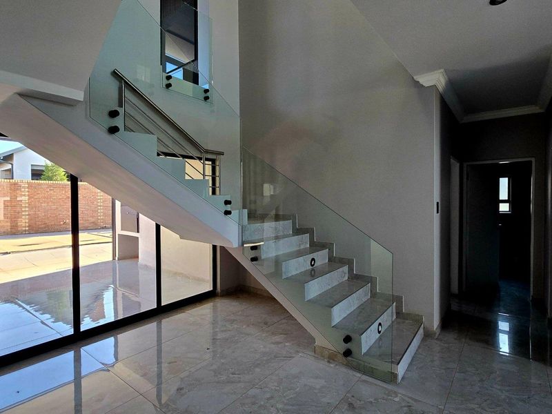 House For Sale in Six Fountains Residential Estate Six Fountains Pretoria Gauteng - Photo 9