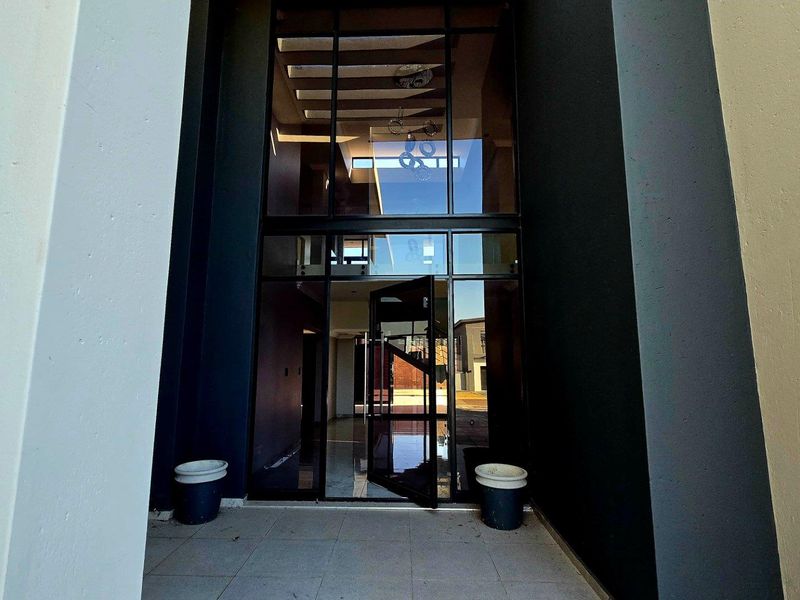 House For Sale in Six Fountains Residential Estate Six Fountains Pretoria Gauteng - Photo 6