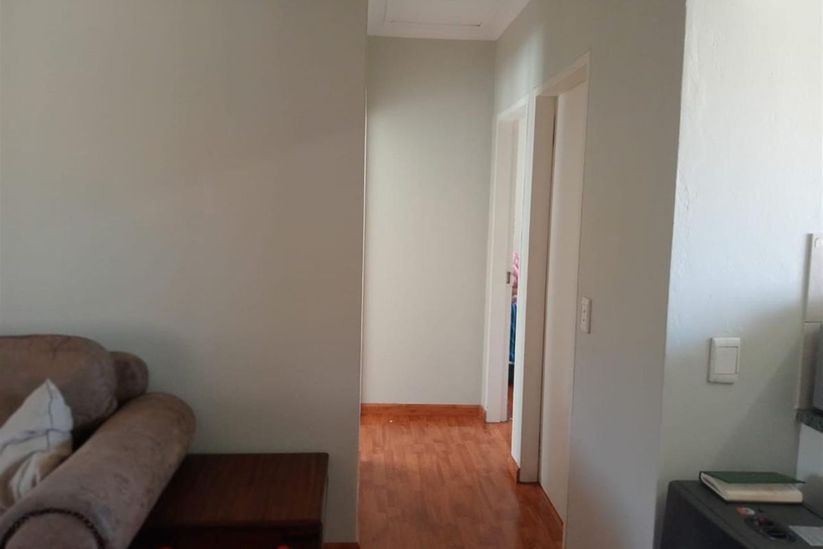 Townhouse For Sale in SW 5, Vanderbijlpark SW - Photo 5