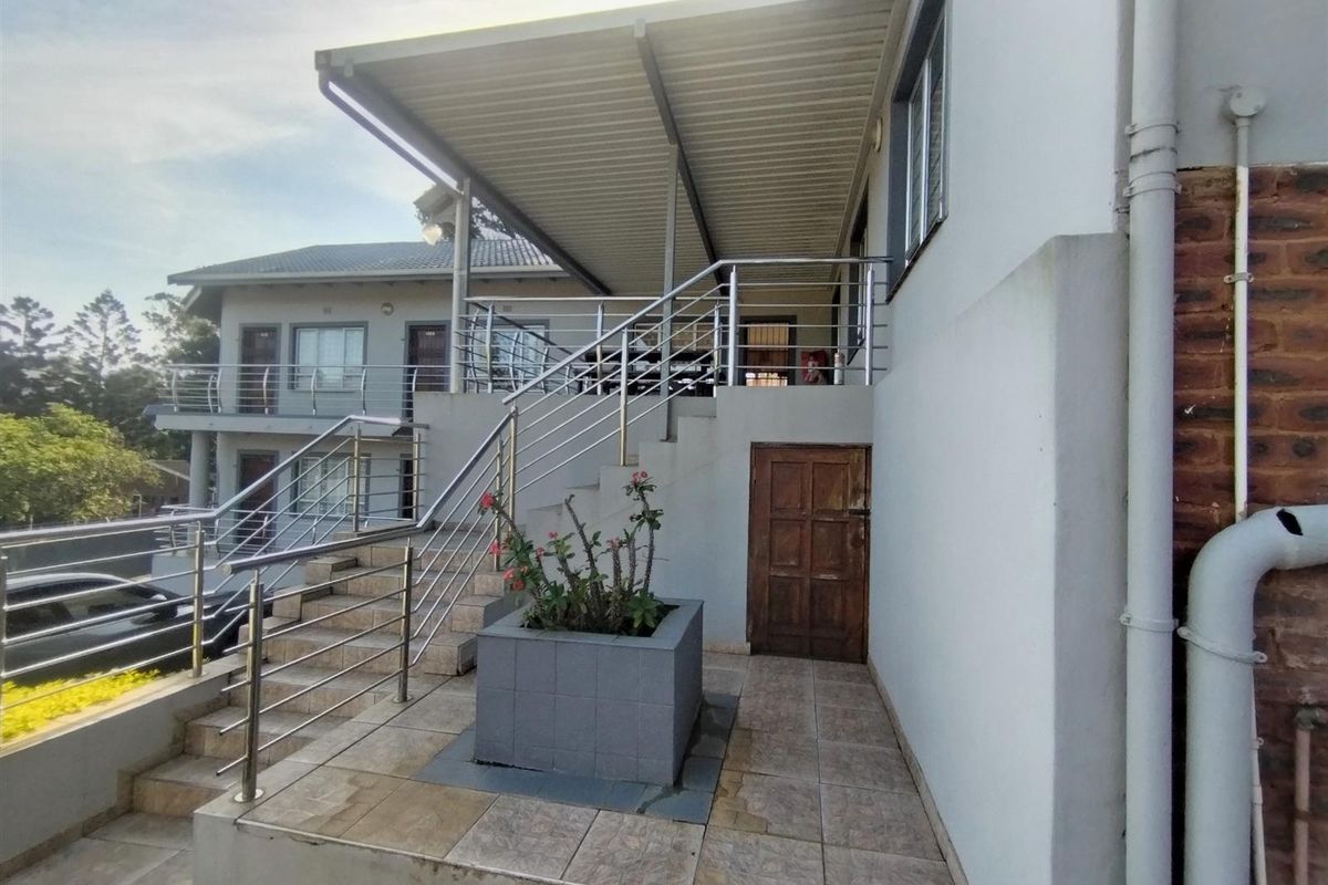 Guest House For Sale in Empangeni Central, Empangeni, KwaZulu Natal - Photo 3