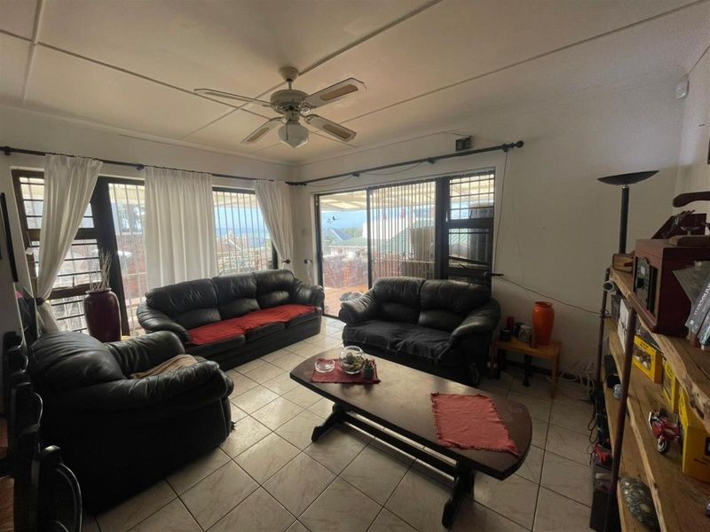3-Bedroom coastal gem in Cintsa Bay Holiday Resort, Cintsa West - Photo 6