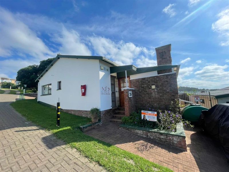 3-Bedroom coastal gem in Cintsa Bay Holiday Resort, Cintsa West - Photo 2