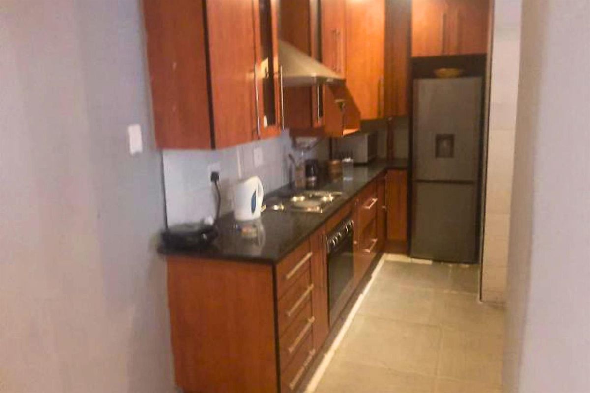 Apartment For Sale in Marshalltown Johannesburg - Photo 5