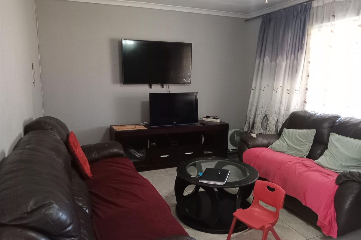 House For Sale in Woodhaven, Durban, KwaZulu Natal - Photo 4