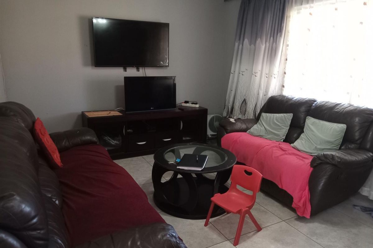 House For Sale in Woodhaven, Durban, KwaZulu Natal - Photo 3