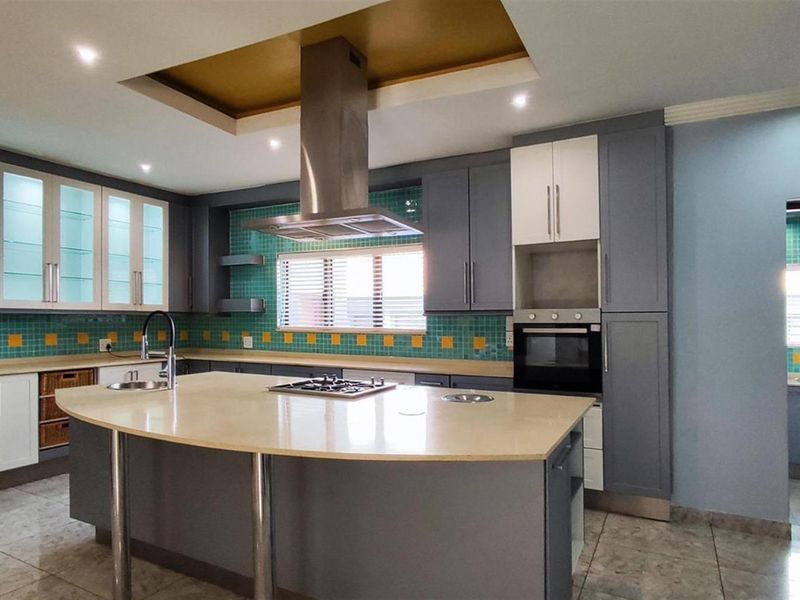 Apartment For Sale in Helderwyk, Brakpan - Photo 10