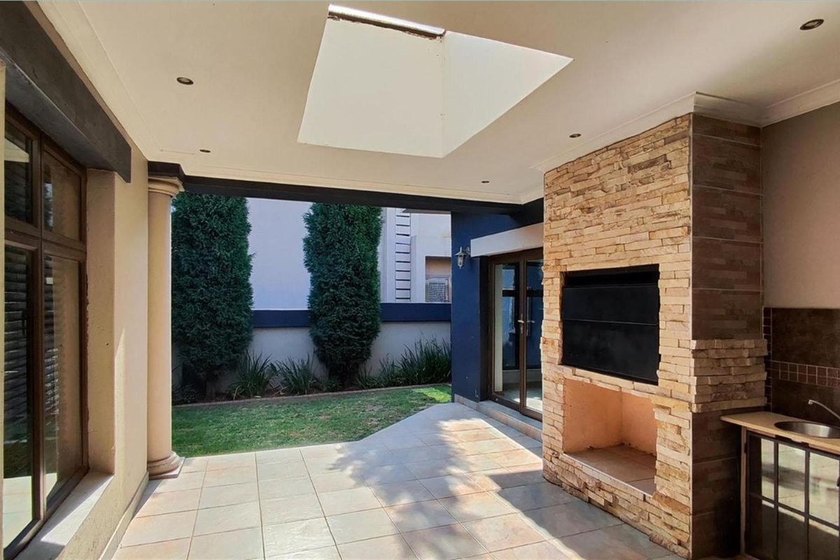 Apartment For Sale in Helderwyk, Brakpan - Photo 4