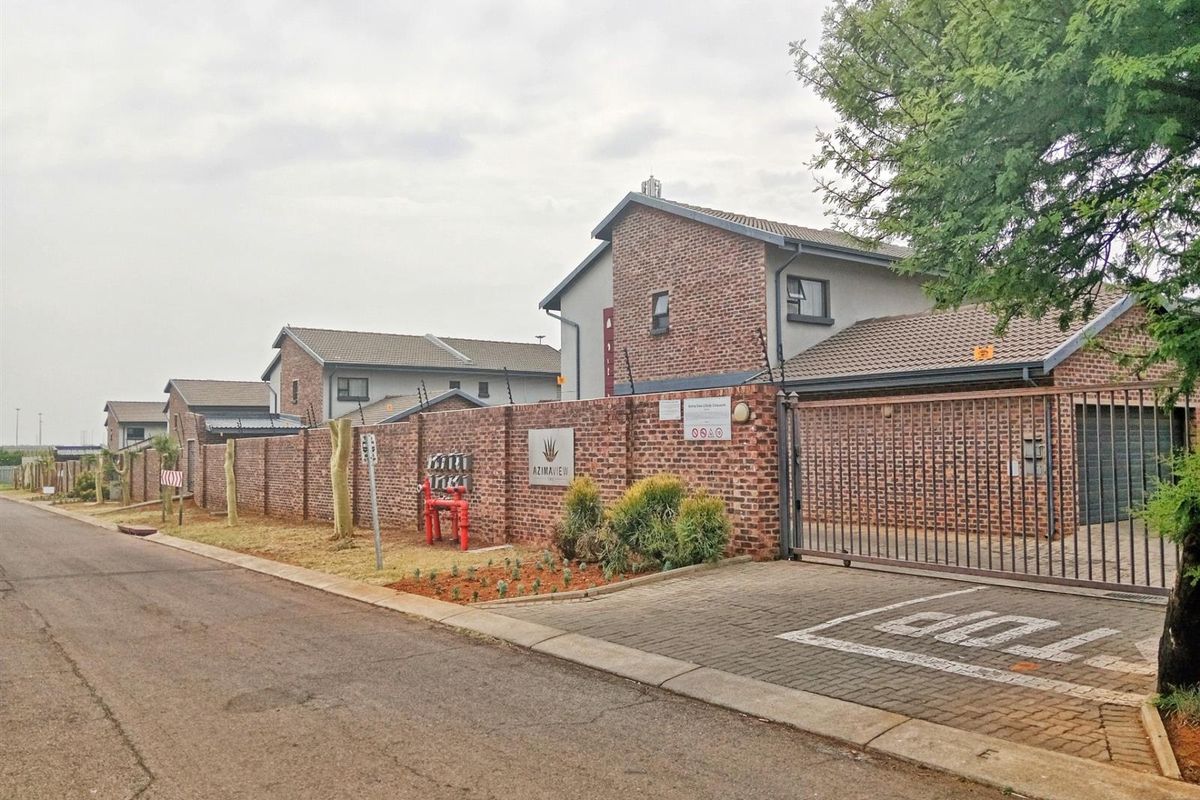 Modern Living at Its Best, What a Beautiful Family Home for Sale in Montana, Pretoria - Photo 4