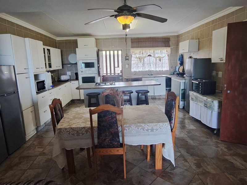 House For Sale in Palm Beach, Port Edward, KwaZulu Natal - Photo 7