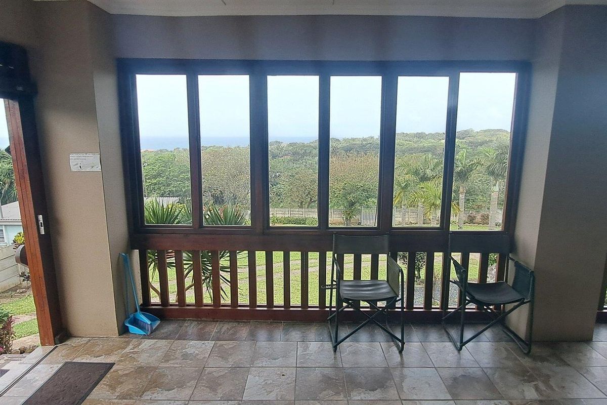 House For Sale in Palm Beach, Port Edward, KwaZulu Natal - Photo 3