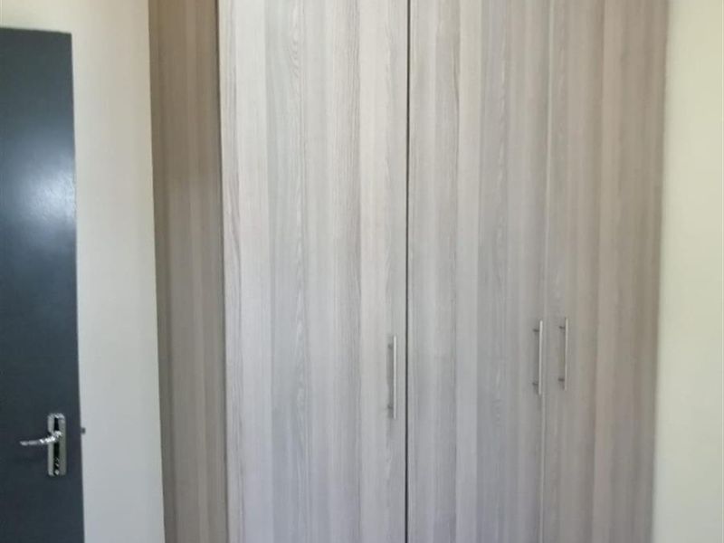 Apartment For Sale in Jabulani, Soweto - Photo 5